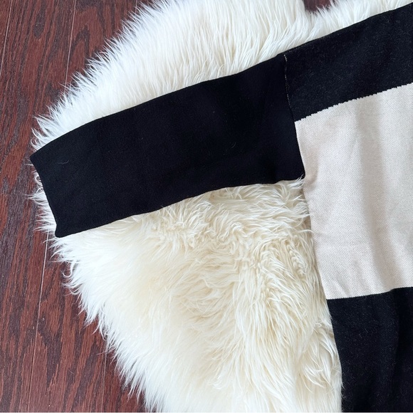 THML Color-block Fringe Detail Dropped Shoulder Pullover Sweater Size Large - Picture 4 of 7